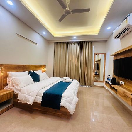 1 Bhk Serviced Apartments Near Millennium City Centre Gurugram With Private Washing Machine Gurgaon Esterno foto