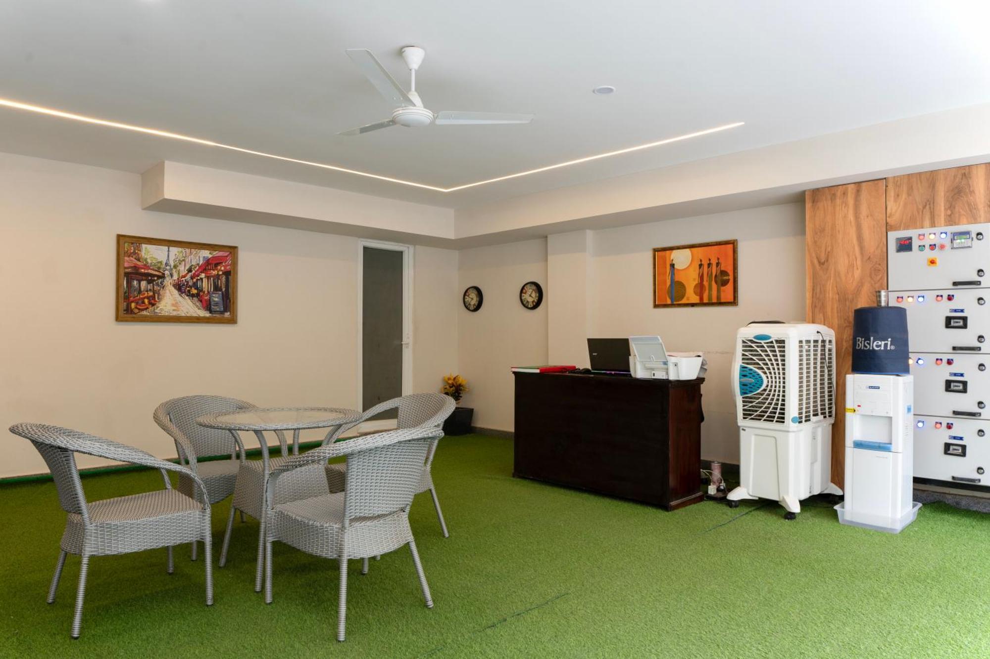 1 Bhk Serviced Apartments Near Millennium City Centre Gurugram With Private Washing Machine Gurgaon Esterno foto